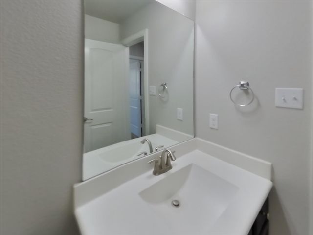 1913 Colony Glen LN, Georgetown, TX 78626