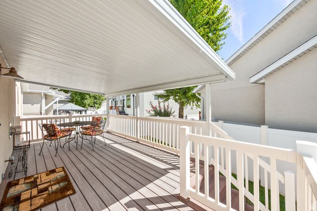 446 E GREEN HAVEN DR, Midvale, UT 84047