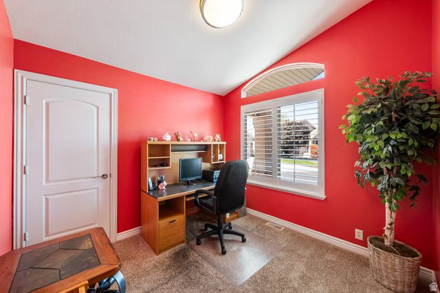 446 E GREEN HAVEN DR, Midvale, UT 84047