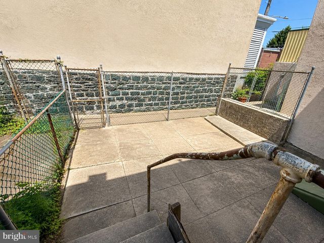 235 E PRICE ST, Philadelphia, PA 19144