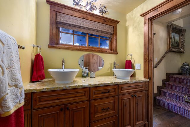 14254 South Shore Drive, Truckee, CA 96161