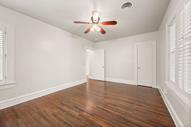 3812 Bunting Avenue, Fort Worth, TX 76107