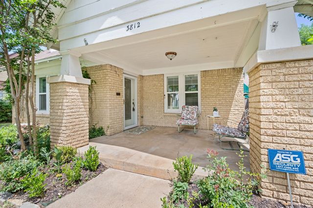 3812 Bunting Avenue, Fort Worth, TX 76107