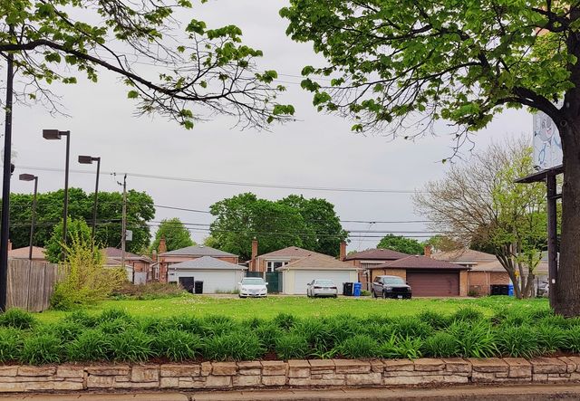 10514 S Halsted Street, Chicago, IL 60628