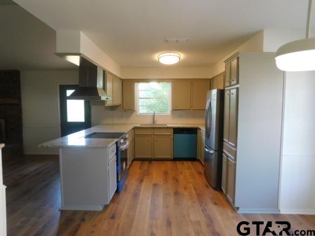 1602 Bowie Circle, Tyler, TX 75701