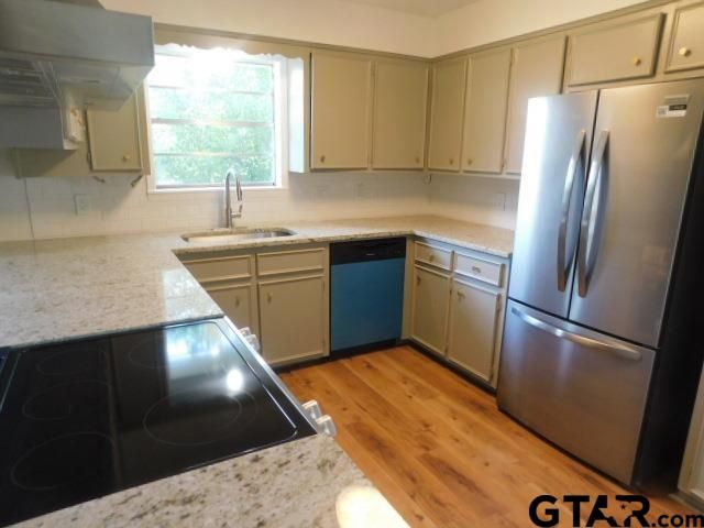 1602 Bowie Circle, Tyler, TX 75701