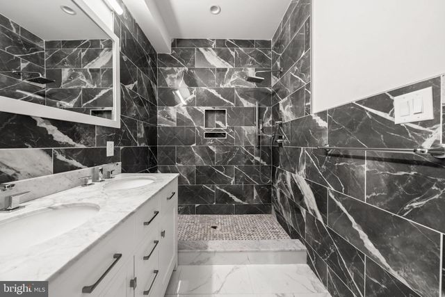 1517 N MARSTON ST, Philadelphia, PA 19121