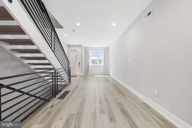 1517 N MARSTON ST, Philadelphia, PA 19121