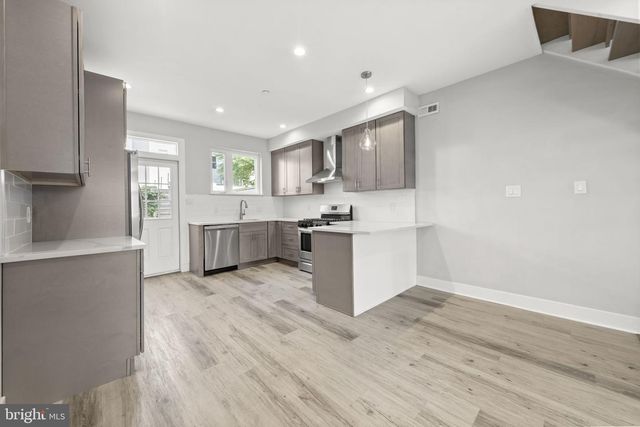 1517 N MARSTON ST, Philadelphia, PA 19121