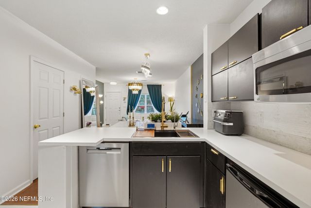 6659 ARCHING BRANCH Circle, Jacksonville, FL 32258