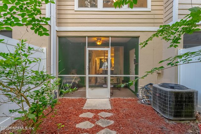 6659 ARCHING BRANCH Circle, Jacksonville, FL 32258