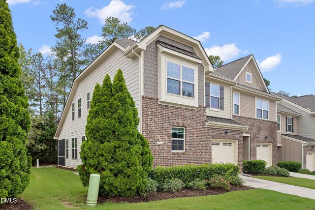 10017 Lynnberry Place, Raleigh, NC 27617