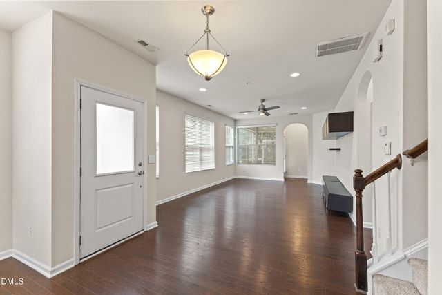 10017 Lynnberry Place, Raleigh, NC 27617