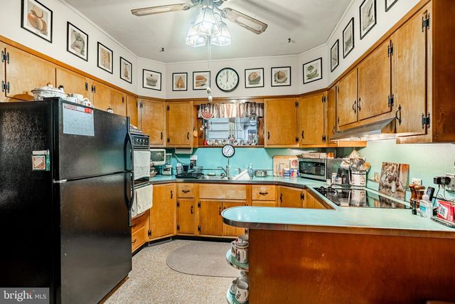 536 E CHESTNUT ST, Coatesville, PA 19320