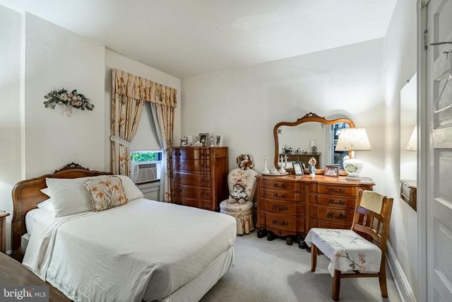 536 E CHESTNUT ST, Coatesville, PA 19320