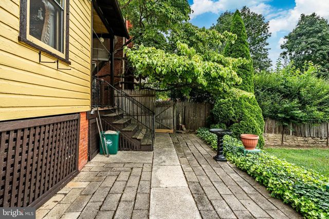 536 E CHESTNUT ST, Coatesville, PA 19320