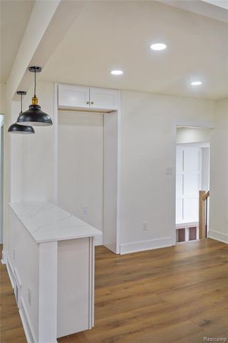 19133 Huntington Avenue, Harper Woods, MI 48225