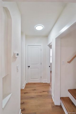 19133 Huntington Avenue, Harper Woods, MI 48225