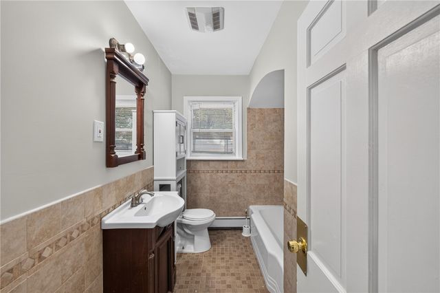 25 Zella Street, Providence, RI 02908