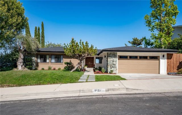 6052 Maury Avenue, Woodland Hills, CA 91367