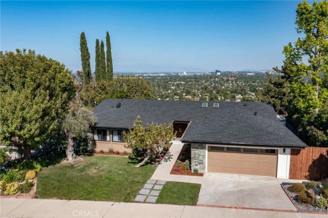 6052 Maury Avenue, Woodland Hills, CA 91367