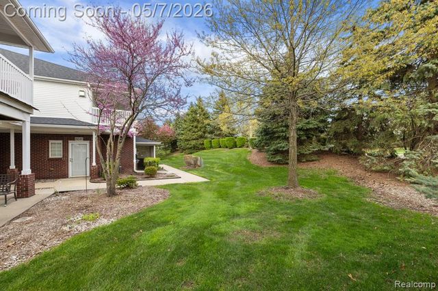 14226 Moravian Manor Circle, Sterling Heights, MI 48312