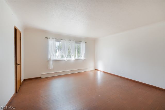 14405 Hale Avenue, Cleveland, OH 44110