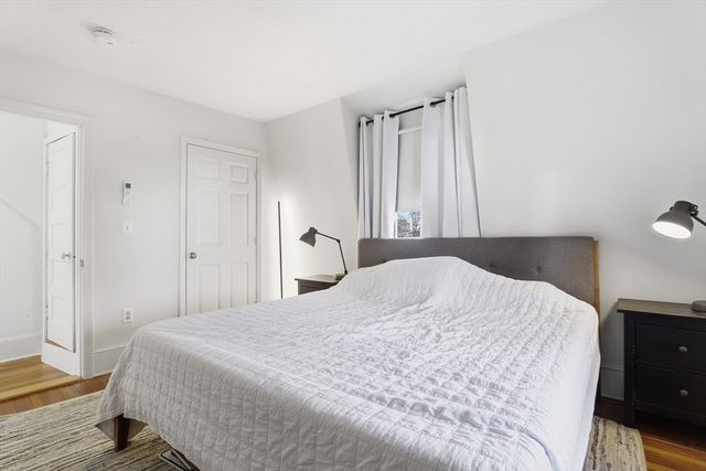 23 A St, Hull, MA 02045