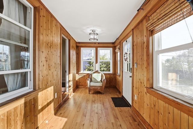 23 A St, Hull, MA 02045