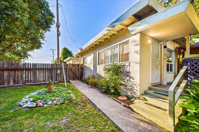 807 16th Street, Fortuna, CA 95540