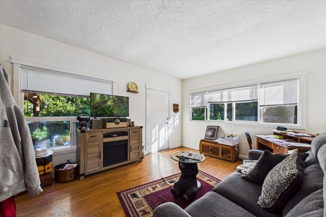 807 16th Street, Fortuna, CA 95540