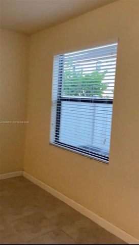 8929 W 35th Way, Hialeah, FL 33018