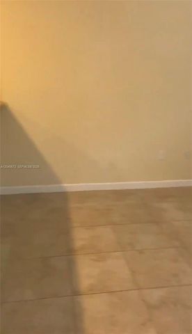 8929 W 35th Way, Hialeah, FL 33018