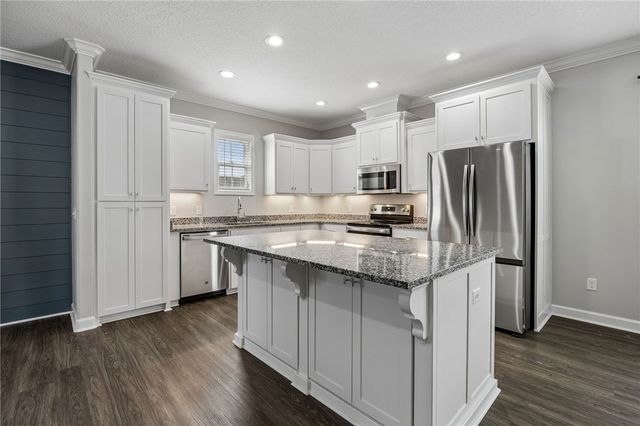 104 Pomegranate Street, Kingsland, GA 31548