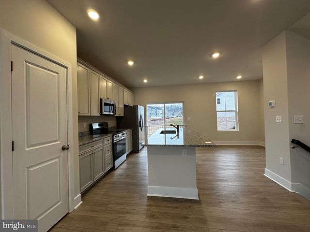5527 ABERDEEN PL, White Plains, MD 20695