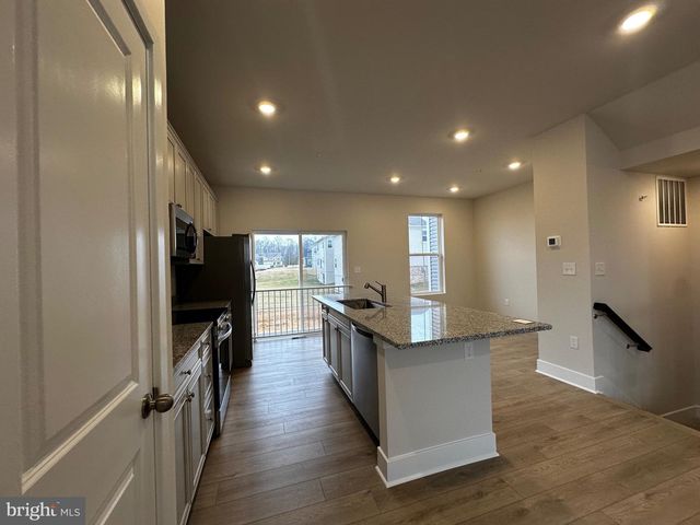 5527 ABERDEEN PL, White Plains, MD 20695