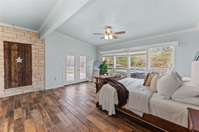 1060 Great Oaks DR, Salado, TX 76571