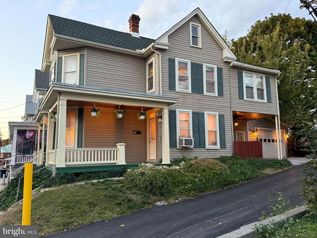 115 W SECOND STREET, Waynesboro, PA 17268