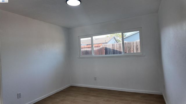 7340 Salazar Dr, North Highlands, CA 95660