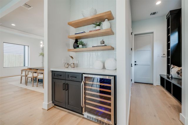 1306 Crocker Street, Houston, TX 77019