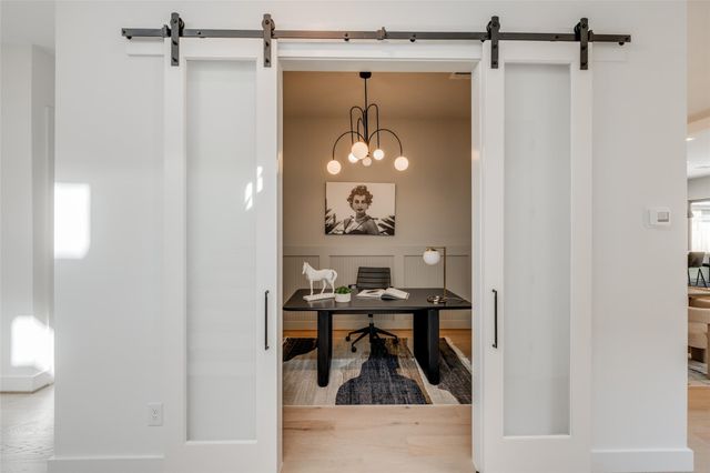 1306 Crocker Street, Houston, TX 77019