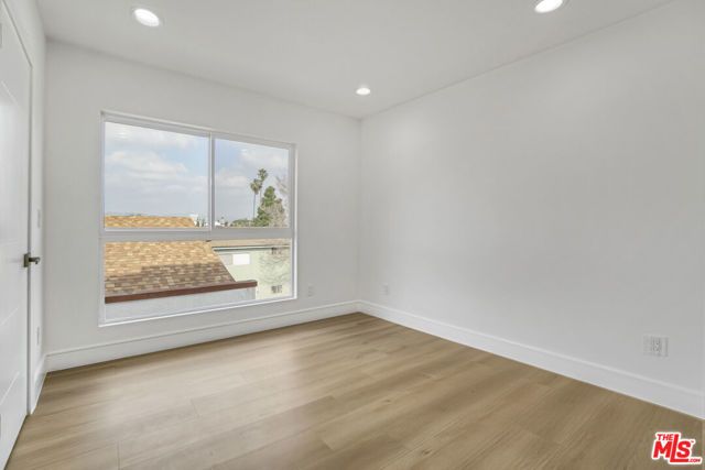 2057 S Garth Avenue, Los Angeles, CA 90034