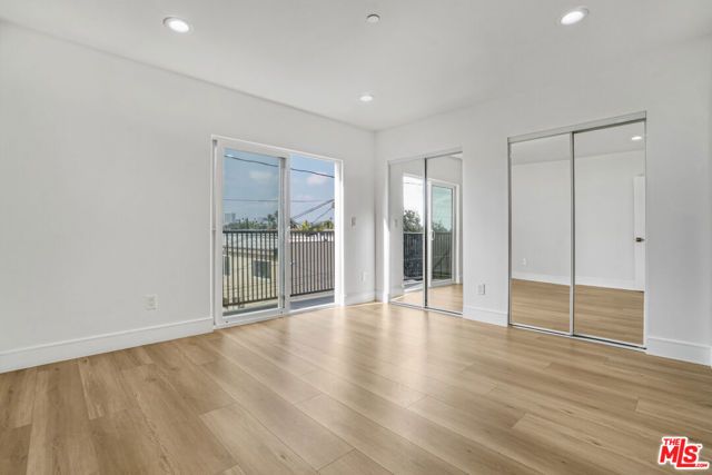 2057 S Garth Avenue, Los Angeles, CA 90034