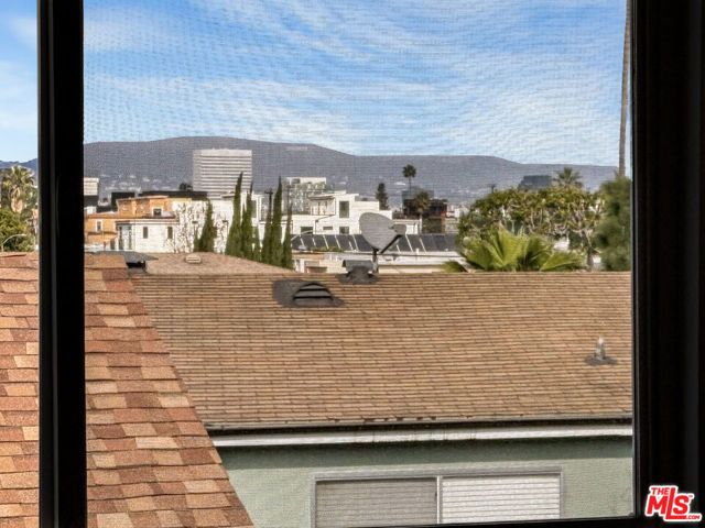 2057 S Garth Avenue, Los Angeles, CA 90034