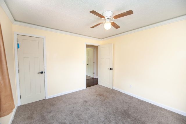 548 Honeysuckle Road, Spartanburg, SC 29303