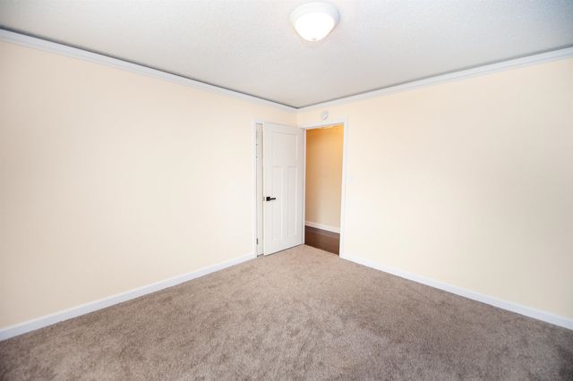 548 Honeysuckle Road, Spartanburg, SC 29303