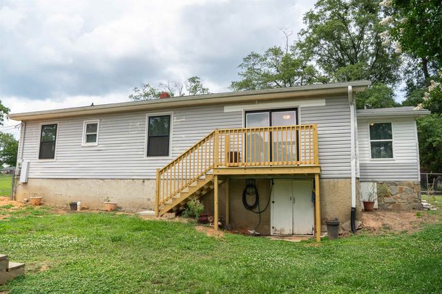 548 Honeysuckle Road, Spartanburg, SC 29303