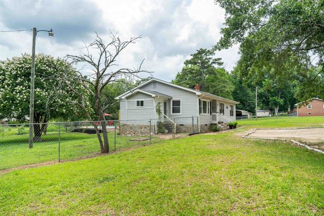 548 Honeysuckle Road, Spartanburg, SC 29303