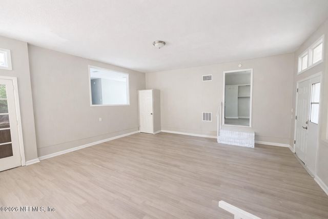 8265 COLVILLE Street, Jacksonville, FL 32220