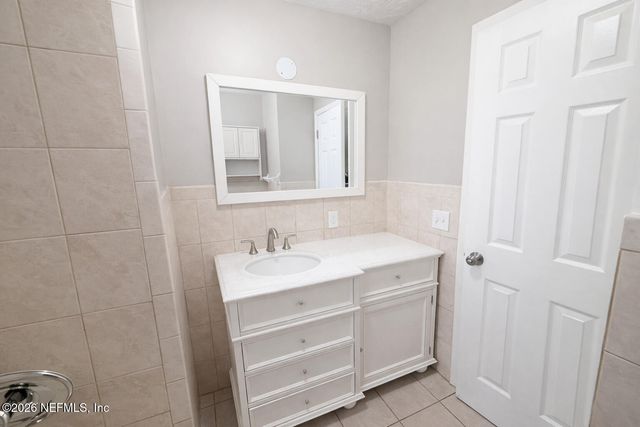 8265 COLVILLE Street, Jacksonville, FL 32220